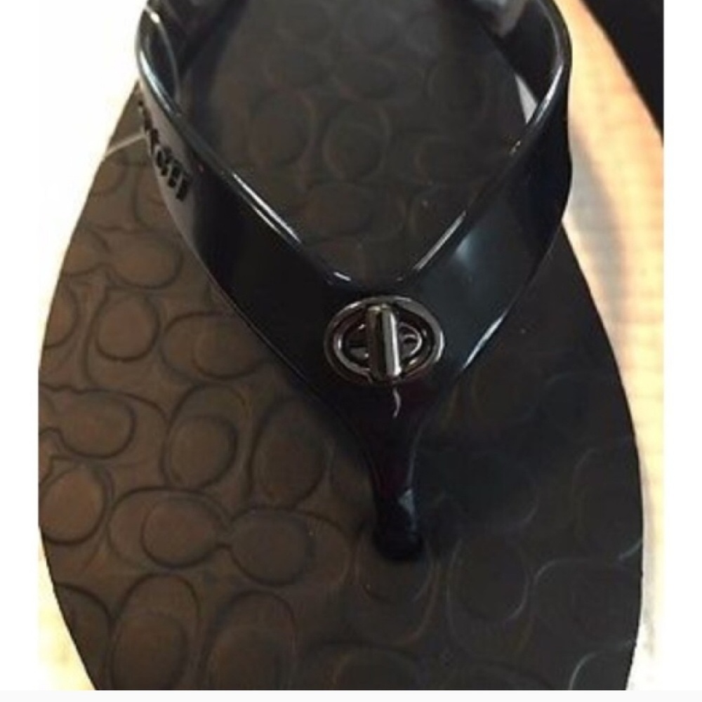 Coach Abigail black flip flops New size 6 - Picture 2 of 2